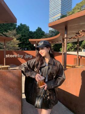 棕色皮衣外套，跟冬日格外的搭~