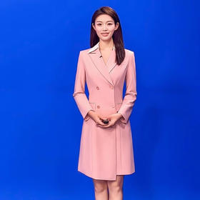 IWY/粉色西装裙Q13103