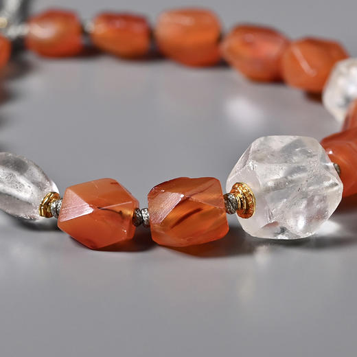 西亚高古多棱磨面白水晶红玛瑙手串 商品图3