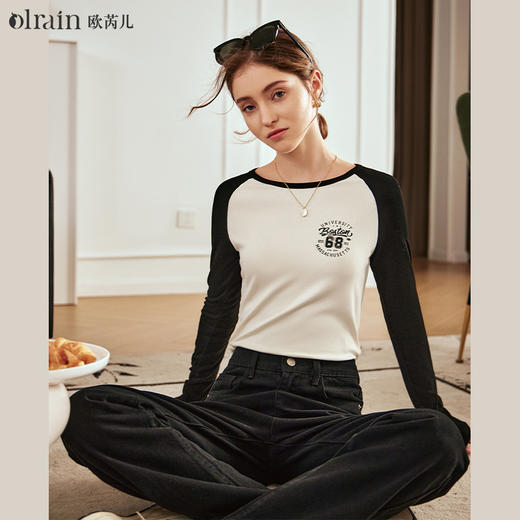 OLrain欧芮儿黑白色T恤女秋冬2023新款时尚撞色插肩圆领印花长袖 商品图0