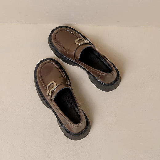 【女鞋专场】葡萄妈同款厚底真皮棕色乐福鞋女2023年新款一脚蹬圆头英伦小皮鞋 商品图6