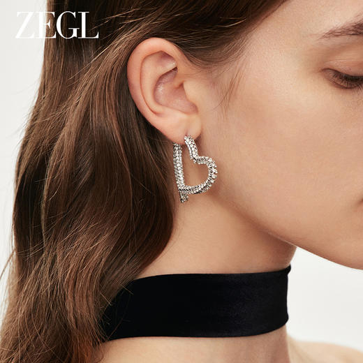 ZEGL法式爱心耳圈女2023新款爆款秋冬高级感耳环耳钉耳扣银针耳饰 商品图6