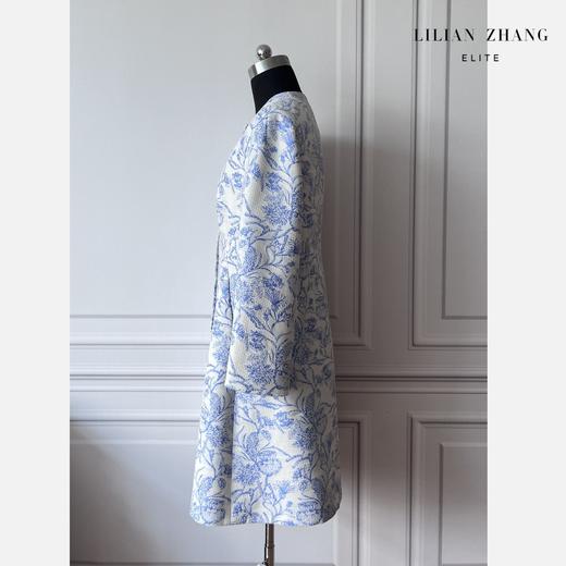 定制—“青花瓷”经典S廓型立体浮雕花色中长款风衣外套  2206003 商品图1