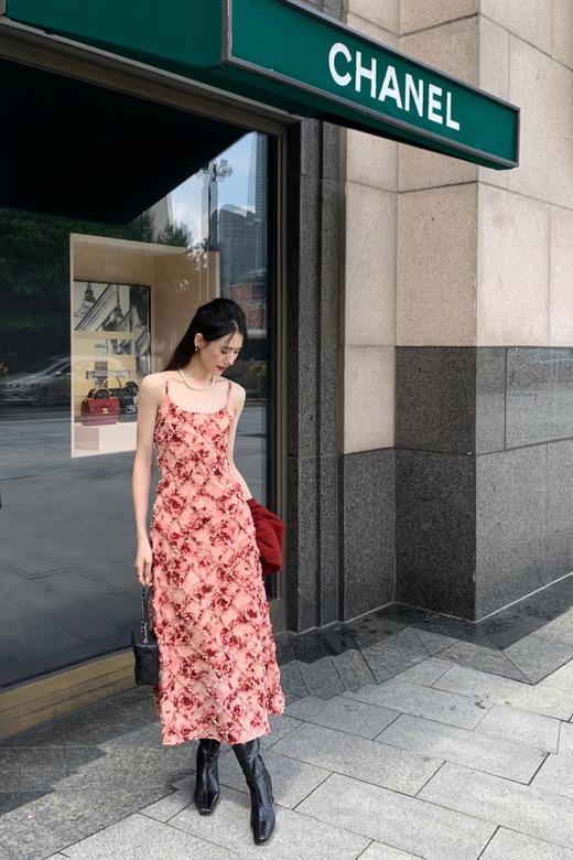 SIA SAYLOR 	红色立体花边吊带连衣裙 19075 商品图2