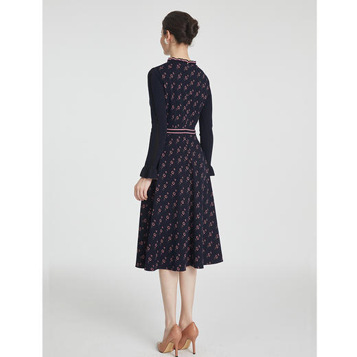 司歌针织弹力连衣裙冬厚毛织长袖收腰显瘦A881057 商品图3