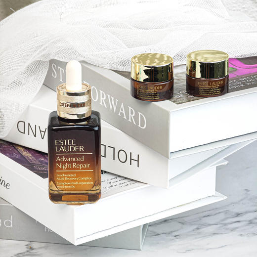 雅诗兰黛小棕瓶精华50ml+
雅诗兰黛抗蓝光眼霜5ml小样*2 礼盒装 商品图0