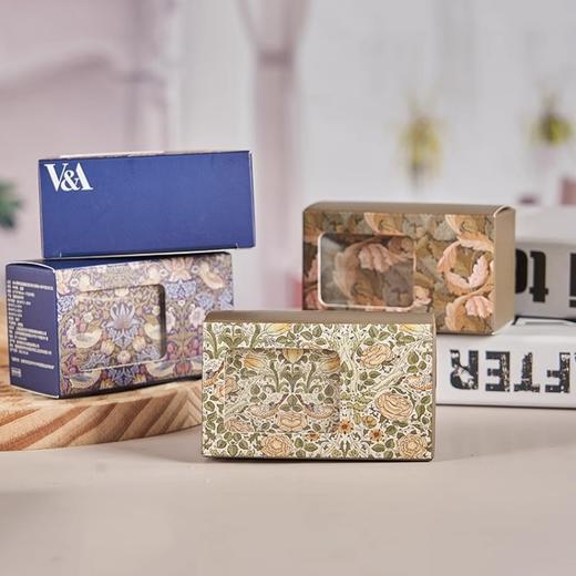 V&A博物馆威廉莫里斯系列 草莓小偷玫瑰茛苕叶埃文洛德手摇音乐盒桌面摆件 商品图3