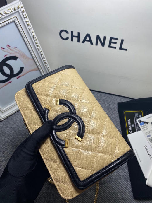 秋冬特惠💰920 原单香奈儿 Chanel Woc细球纹小牛皮链条包 多功能时尚链条跨包82003 手拿斜挎通用 金扣 尺寸19cm 商品图3