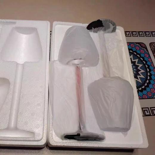 【进口干红葡萄酒】精选法国原装进口！采用30年以上葡萄树！红宝石略紫色光泽，口感平衡圆润！入口顺滑清爽，风味突出，层次丰富！果味饱满，醇香浓郁，自然又优雅！15%vol！750ml*6瓶！【NG-J】 商品图6