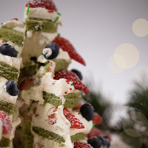 即将下架！2023新品「瑞雪圣诞树」双莓抹茶裸蛋糕（草莓&蓝莓）｜内含：圣诞玩具1份！ 商品图4