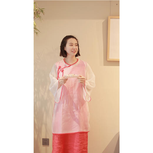 【抖音专属】【贺春系列】斜襟小衫（24710040-山矾） 商品图1