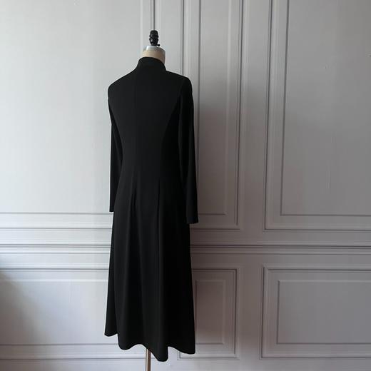 黑色圆舞曲—舒适极简半高领修身长裙 - 优雅通勤连衣裙 2201100 商品图3