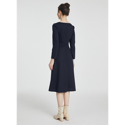 司歌V领长袖连衣裙压褶印花气质知性收腰A881075 商品图3