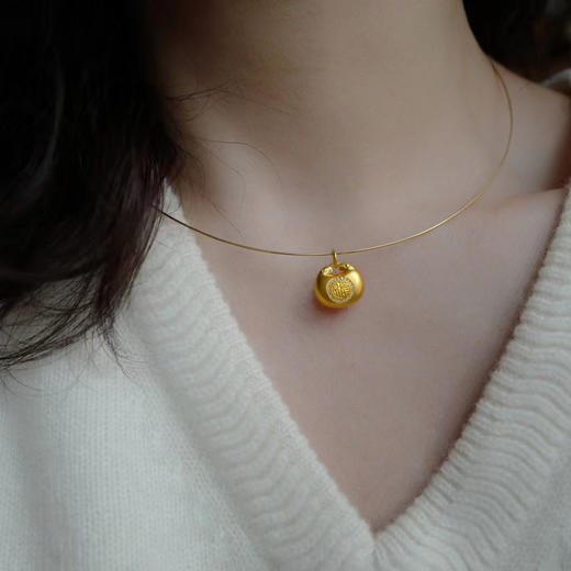 古法黄金点钻系列 二款足金镶钻吊坠 小木鱼/如意锁 商品图5