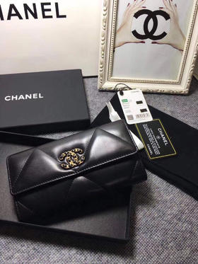 秋冬特惠💰600 原单香奈儿 Chanel 19K非常重磅的标志性系列 手拿包P0955 超大菱格纹