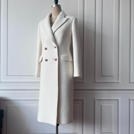 2206005 LILIAN ZHANG 优雅诠释、正肩收腰量感、轻奢羊毛大衣 商品图0