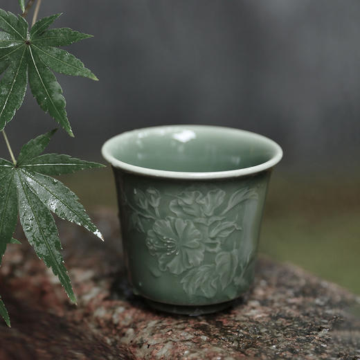 龙泉青瓷严少英木槿昔年茶杯梅子青茶具陶瓷品茗杯主个人饮杯高档功夫茶道 商品图0