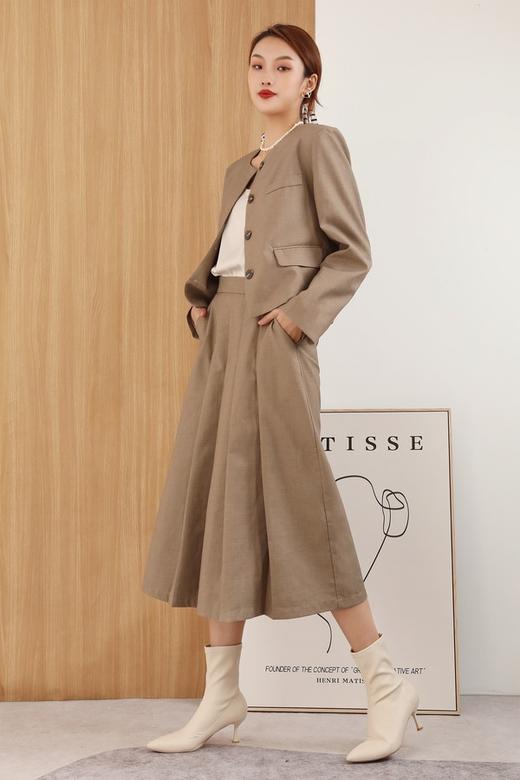 Le Malene 浅咖色无领外套半裙套装 13525 商品图5