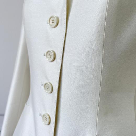 新风貌--The New Look经典之韵-白色西装拱针时尚短款外套2205024 商品图4