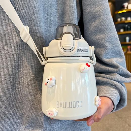 【送随机贴纸立体贴+清洁套件，多款可选高颜值！】宝宝儿童卡通保温杯，女学生大容量不锈钢水杯，高颜值大肚杯子带吸管水壶，大肚设计 不易倾倒 更加稳定！ 商品图3