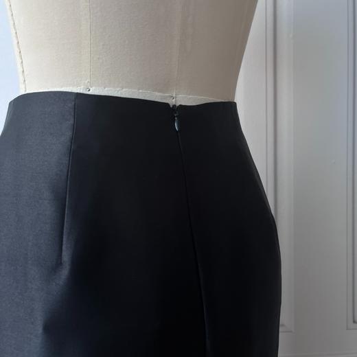 新风貌“The New Look”经典之韵-H廓形显瘦高腰时尚半裙 2203019 商品图3