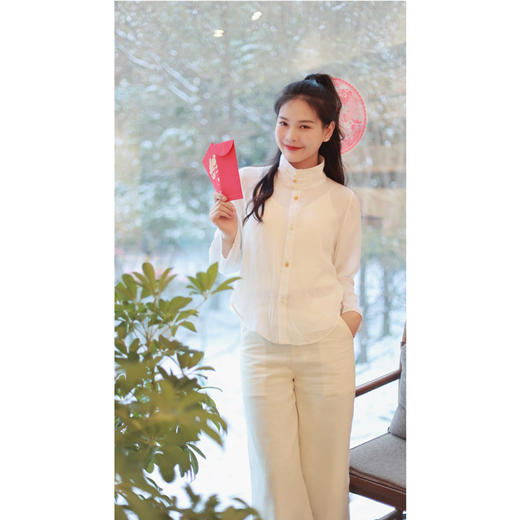 【线上专属】【贺春系列】高领中式衬衫（24710036-丝白D537/D560） 商品图4