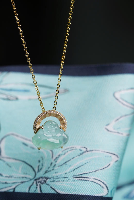 原创设计｜18k金钻甜甜的翡翠佛 商品图6