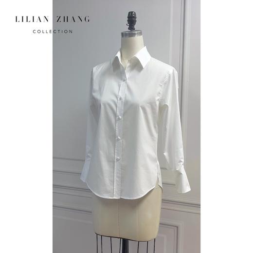 衬心如衣—前卫多元学院风戛纳长袖百搭白衬衫、纯色舒适 2302007 商品图1