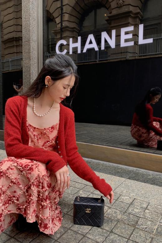 SIA SAYLOR 	红色立体花边吊带连衣裙 19075 商品图5