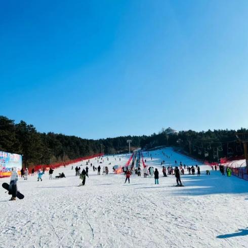 白清寨滑雪丨沈阳规模最大雪场·空调大巴免费接送·面向新人领队带滑·认识更多年轻人 商品图2