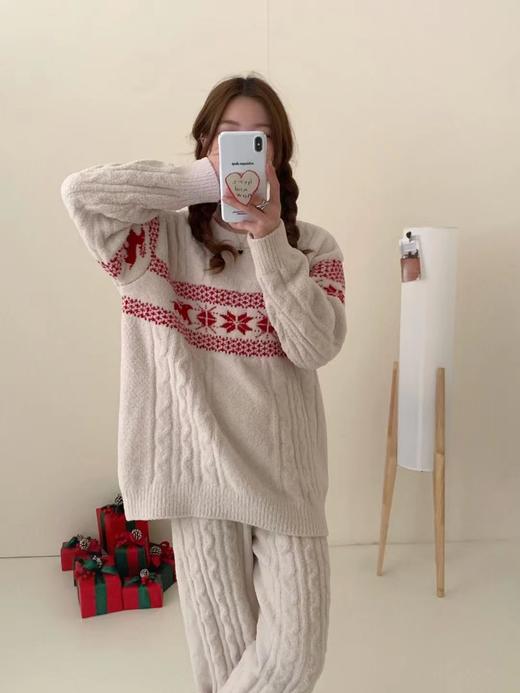 老米优品🎅🦌《氛围感圣诞麋鹿雪花❄新年圣诞半边绒保暖睡衣》绵绵热能衣，上衣+裤子，温暖软糯体验。TZ231212A 商品图3