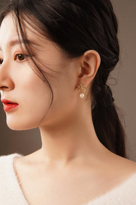 【会员专属】Manreya玛芮雅大树珍珠耳钉铜镀金珍珠6-7mm复古法式