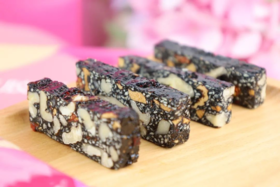 一到冬天老得更快，用好这味食材可补气血！