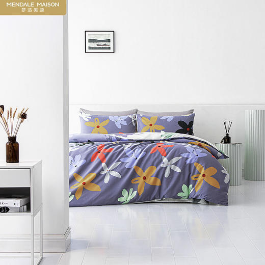 【梦洁】磨绒印花四件套 恋青春（被套200*230cm 床单230*250cm，枕套48*74cm ） 商品图5