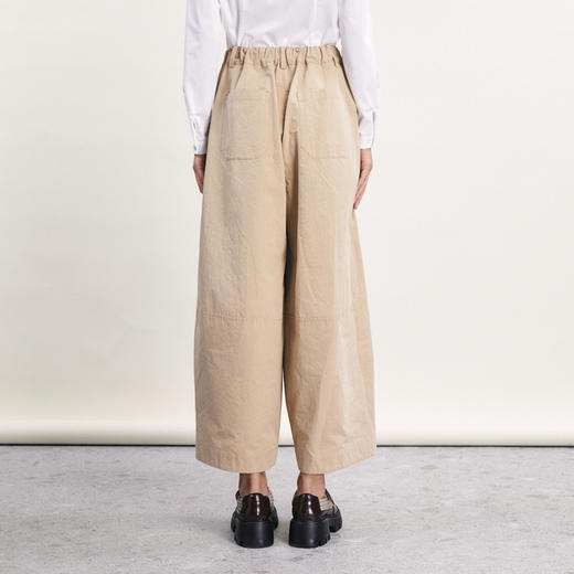 谜底阔腿裤长裤女2024春新款通勤风简约纯色高腰休闲裤241MK0150 商品图3