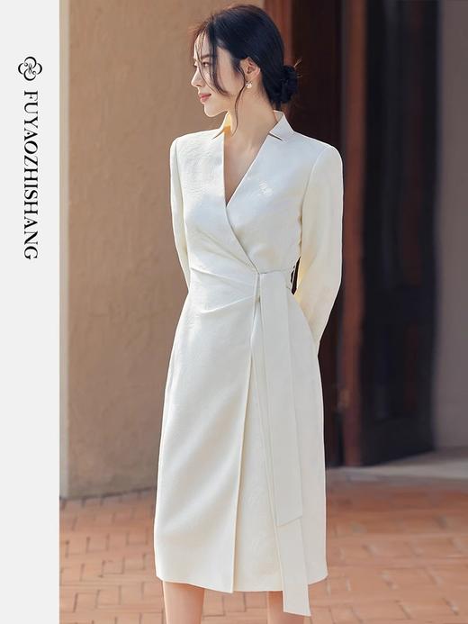 扶摇 新中式文艺风长袖连衣裙2023新款收腰系带纯色长裙子秋 商品图0