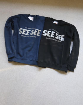 喜新厌旧 换装季 哈！情侣段 三方联名款 反光字母 廓形 圆领 卫衣 2色入