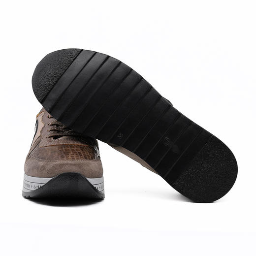 #断码特价36码（35码）#西班牙原产时尚超舒适高端轻奢休闲鞋女款C1251卡其色(一脚蹬款式） 商品图6