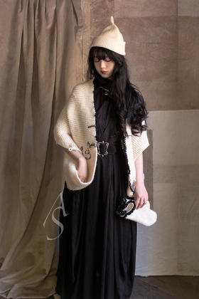 Daniela Gregis  白色手编针织羊毛披肩