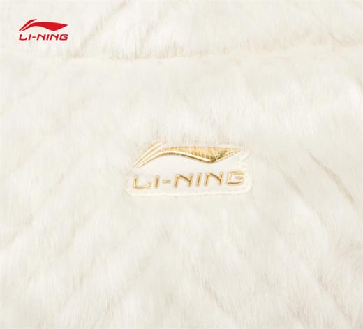 【S/M/L/XL断码】李宁日进斗金系列女子宽松仿皮草短外套AJDU002【库存有限，如无货将做退款，介意慎拍！】 商品图3