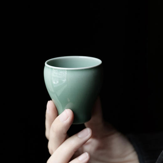 龙泉青瓷严少英素面小杯品杯茶杯功夫小茶杯陶瓷喝茶专用家用待客品茗杯 商品图11