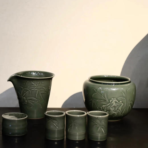 龙泉青瓷严少英清风竹韵水盂高端茶洗茶渣缸陶瓷建水废水桶烟灰缸茶具配件茶水缸 商品图1