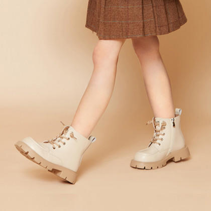 【自营】哈森 23冬新款女童保暖加绒防滑便捷拉链穿脱马丁靴皮靴 TA232406 商品图1