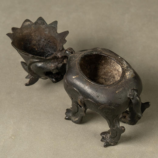 清 铜狻猊瑞兽香薰 商品图2