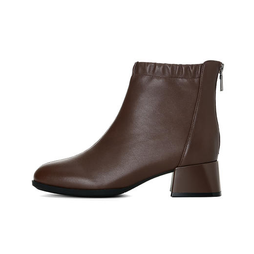 【自营】哈森 卡迪娜新款商务通勤女靴纯色中跟羊皮革时装靴 KA222909 商品图1