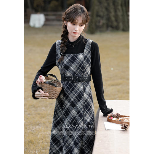 鹿向南《海德公园记》连衣裙冬裙冬天穿搭L330267 商品图3