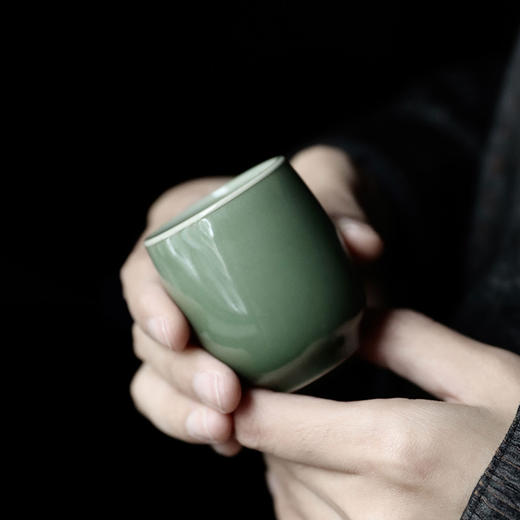 龙泉青瓷严少英素面小杯品杯茶杯功夫小茶杯陶瓷喝茶专用家用待客品茗杯 商品图8