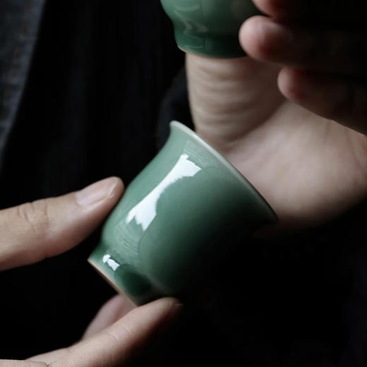 龙泉青瓷严少英素面小杯品杯茶杯功夫小茶杯陶瓷喝茶专用家用待客品茗杯 商品图5