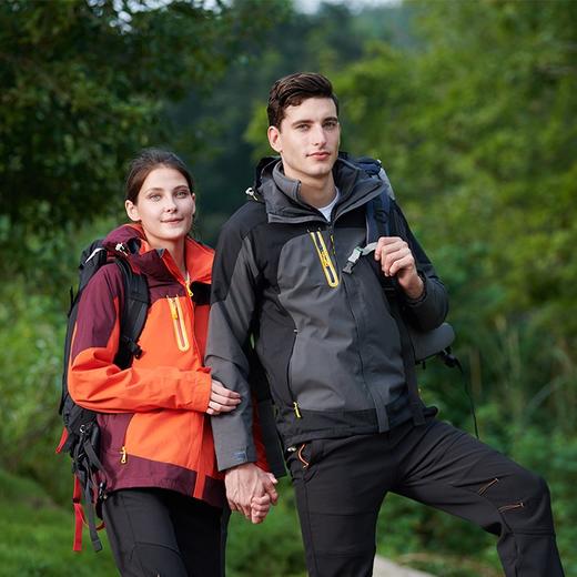 新款户外冲锋衣男款两件套三合一防风防水滑雪登山服外套 商品图1