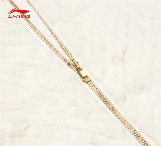 【S/M/L/XL断码】李宁日进斗金系列女子宽松仿皮草短外套AJDU002【库存有限，如无货将做退款，介意慎拍！】 商品图5